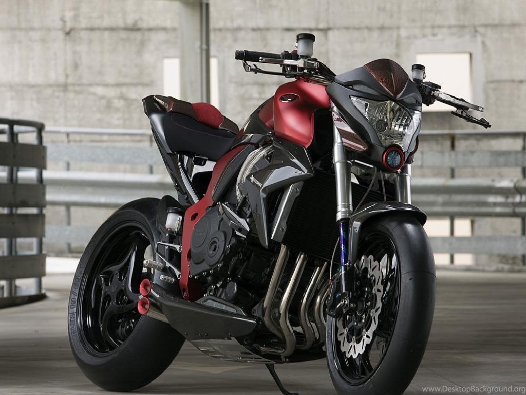 Honda cb1000r водитель