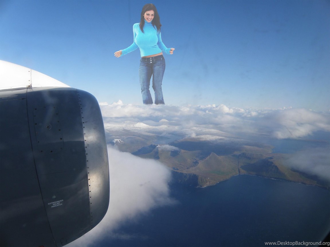 DENISE MILANI WALLPAPER ( Desktop Background