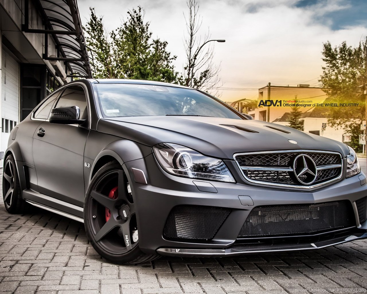 Mercedes c63 AMG РѕР±РѕРё