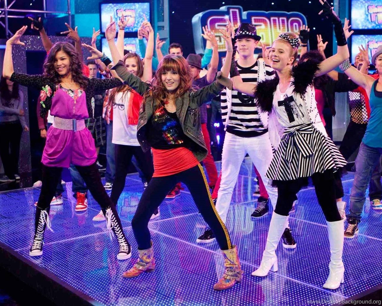 Download Shake It Up Theme Song Popular 1280x1024 Desktop Background. 