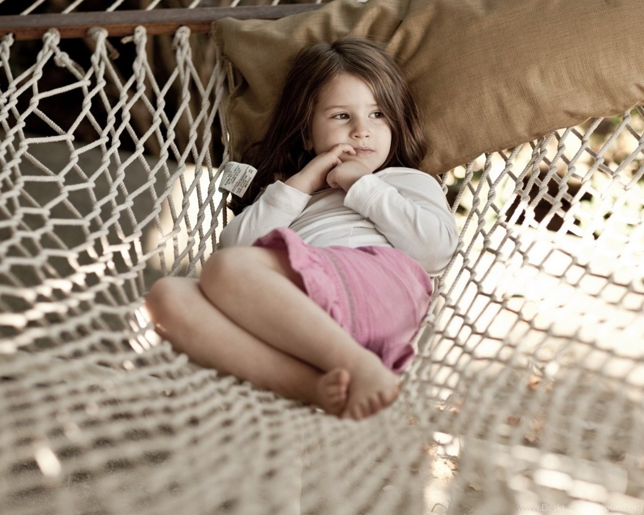 Download Kids People Hammock Little Girl HD Wallpapers 1962 Hairstyles ... 