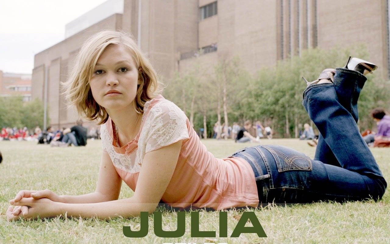 Download Julia Stiles Wallpapers Widescreen Widescreen 16:10 1280x800 Deskt...