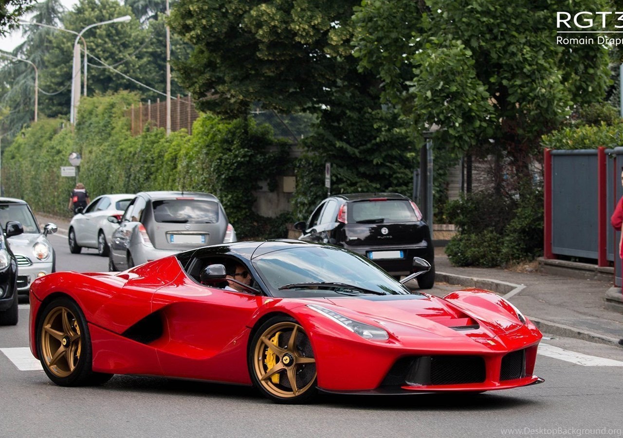 Ferrari LAFERRARI черная