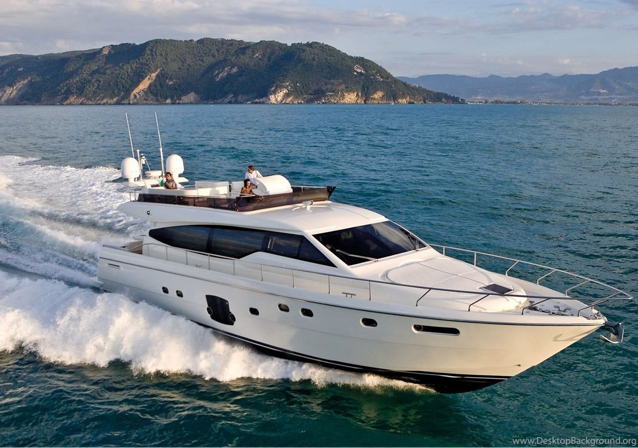 Моторная яхта Ferretti обои