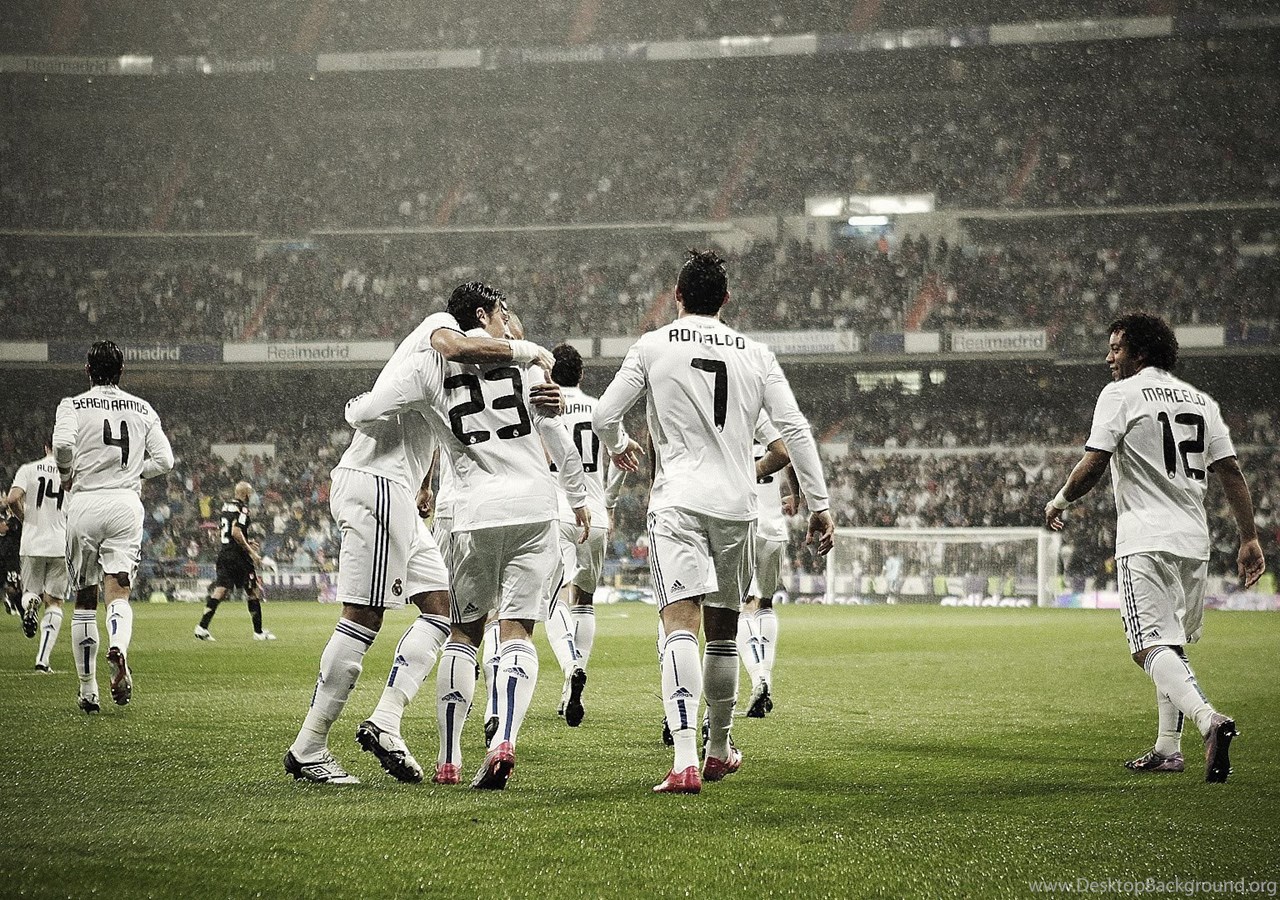 Real Madrid Football Game Wallpaper.jpg Desktop Background