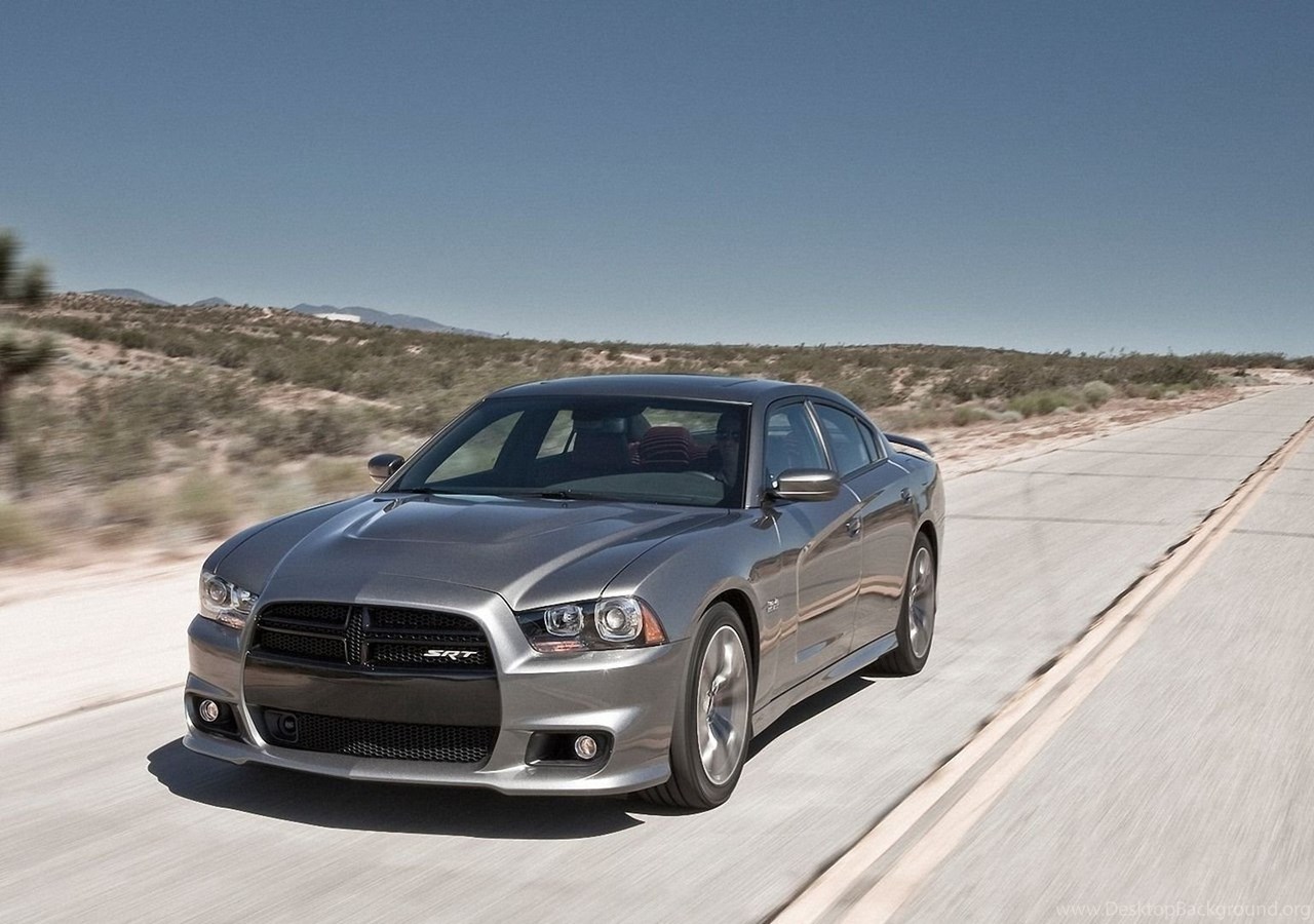 Dodge Charger srt8 2013