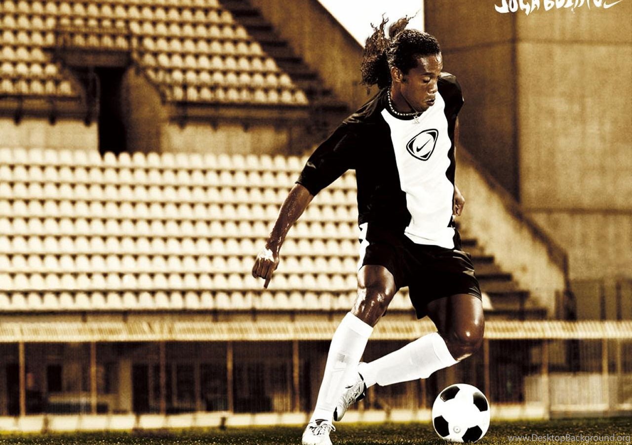 Ronaldinho обои на рабочий стол