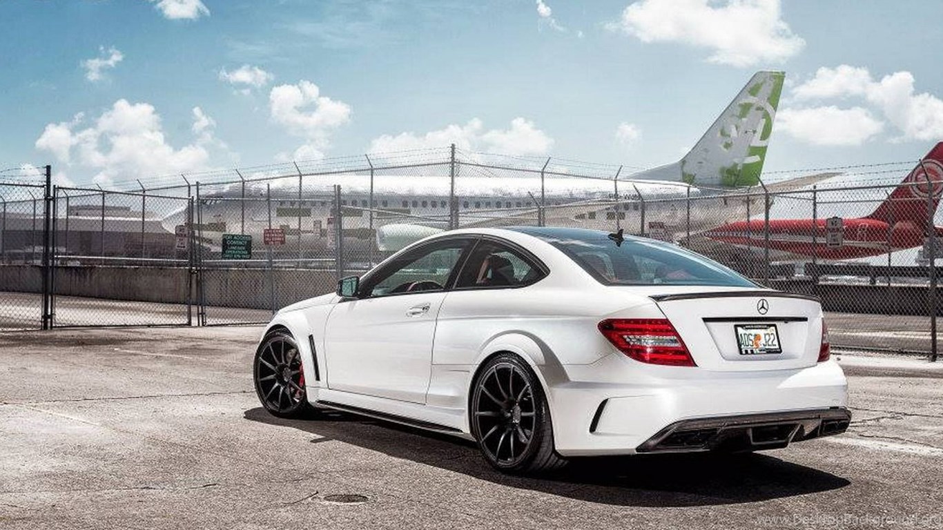 Mercedes c63 AMG РѕР±РѕРё