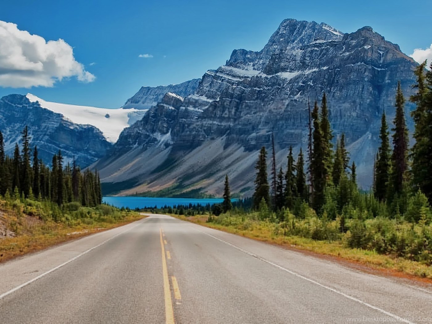 Far journeys. Канада лес дорога. Канада лес дорога горы. Дорога в гору. Красивая дорога.