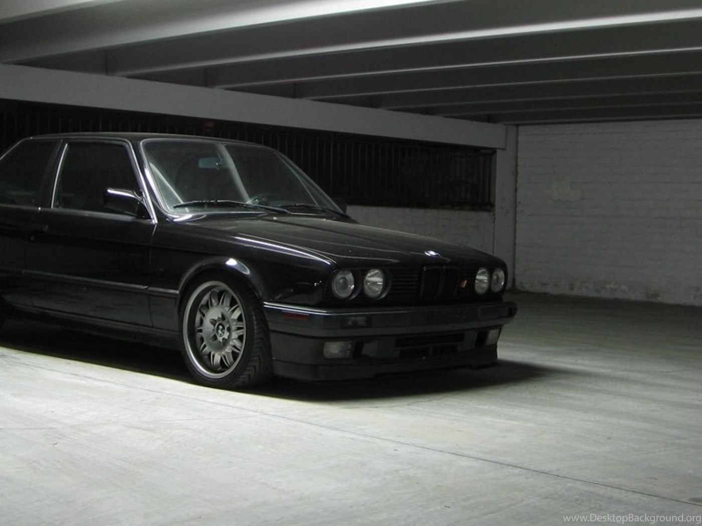 BMW e30 Black HD