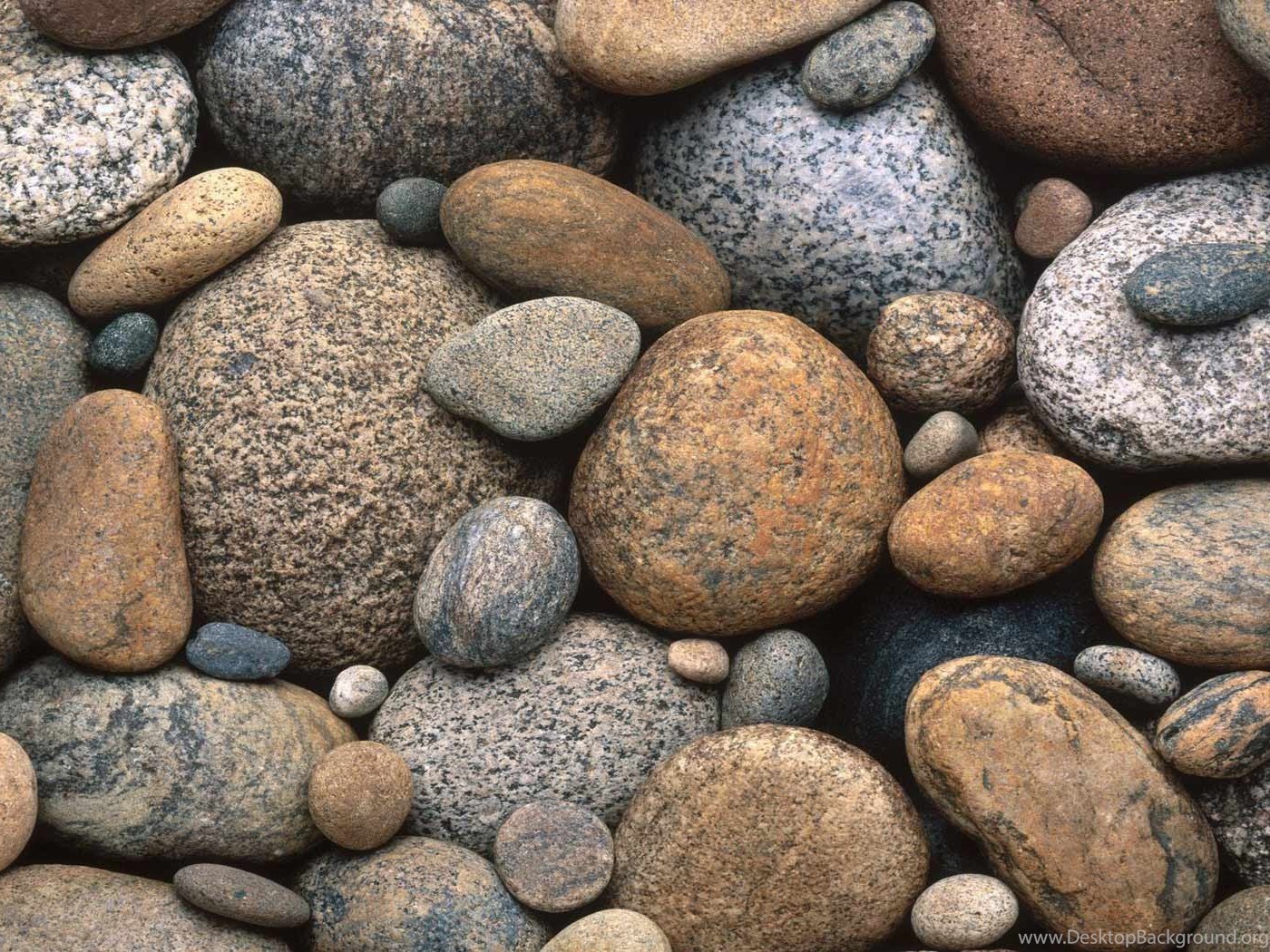 Stone shape. Речные камни для бани. Камни банные Инзер. Метлах в виде камней. Фон а4 вертикальный камень.