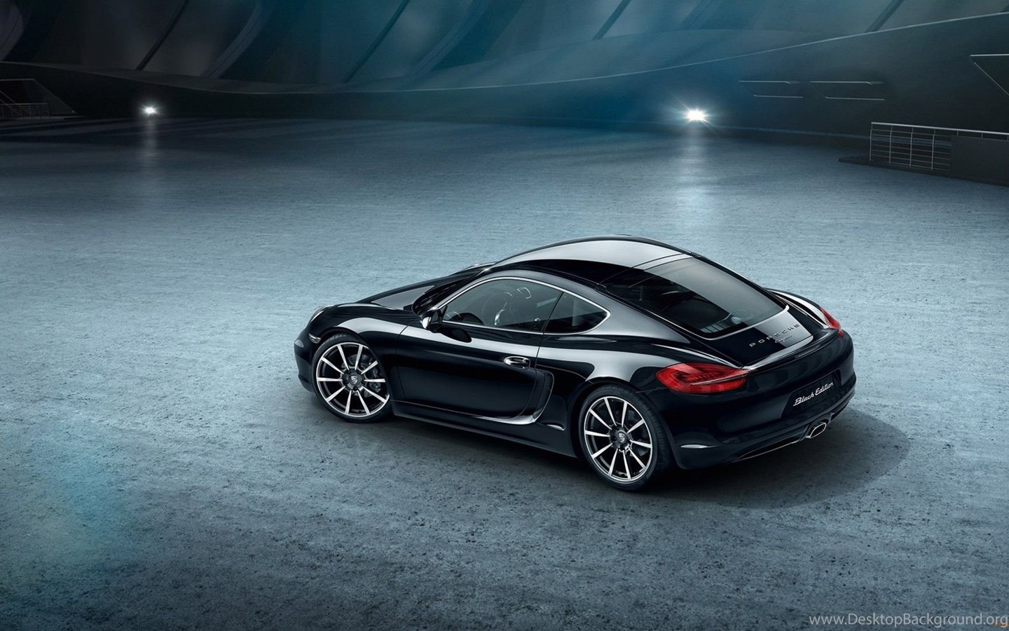 Porsche Cayman 2021 черный