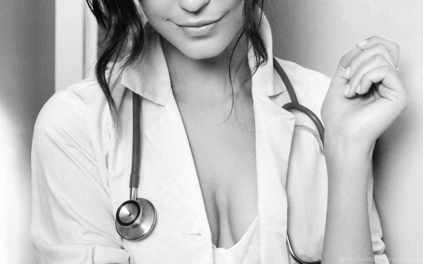 Медсестра красивое видео. Красивые медсестры. Одетт Эннэйбл доктор Хаус. Одетт Эннэйбл трансформеры. Одетт Эннэйбл фото.