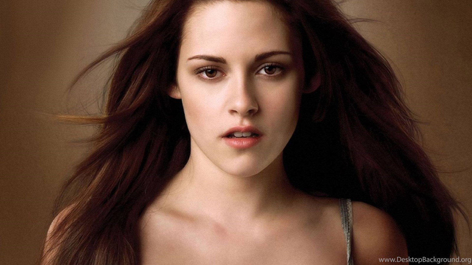 Bella Swan Inspired Hair Tutorial Twilight using curing iron! - YouTube