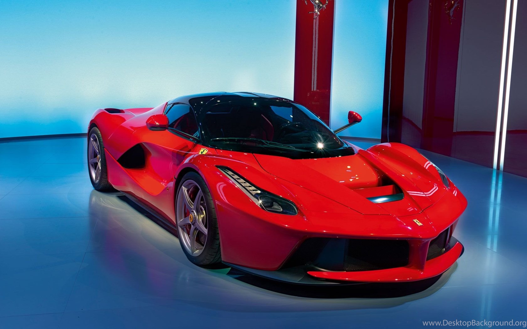 Ferrari LAFERRARI красная