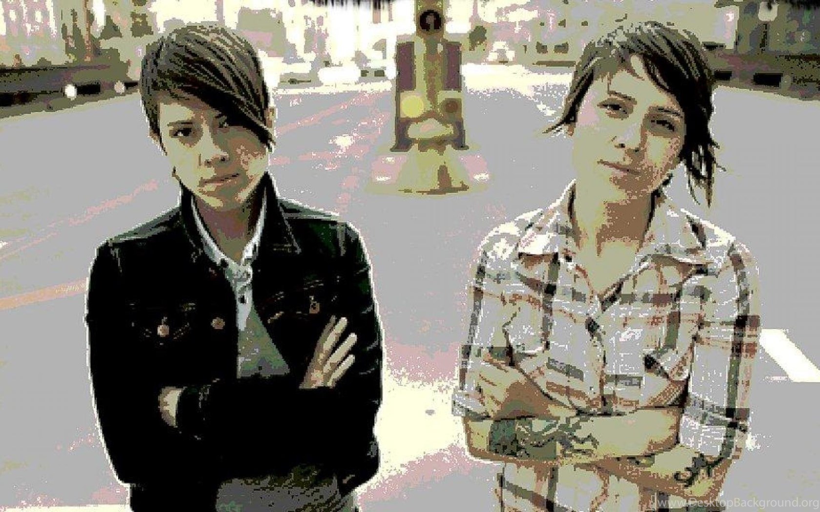 Him sarah and. Tegan and Sara. Tegan Tate. Аня Сары. Плакат Постер на стену Москва Tegan and Sara.