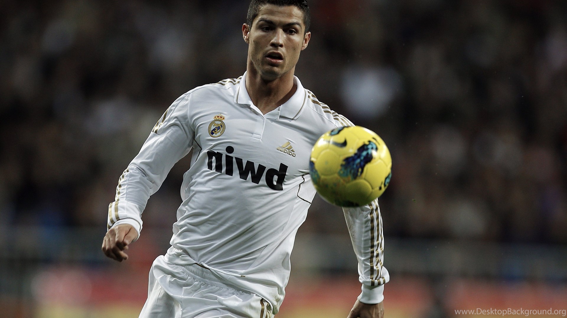 Download Cristiano Ronaldo, Soccer, Real Madrid, La Liga, Football, Pitch ....