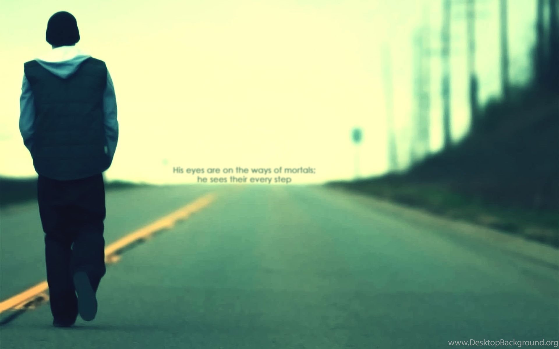 Man way. Eminem Recovery. Eminem Recovery обложка альбома. Компакт-диск Eminem Recovery. Парень сидит на дороге.