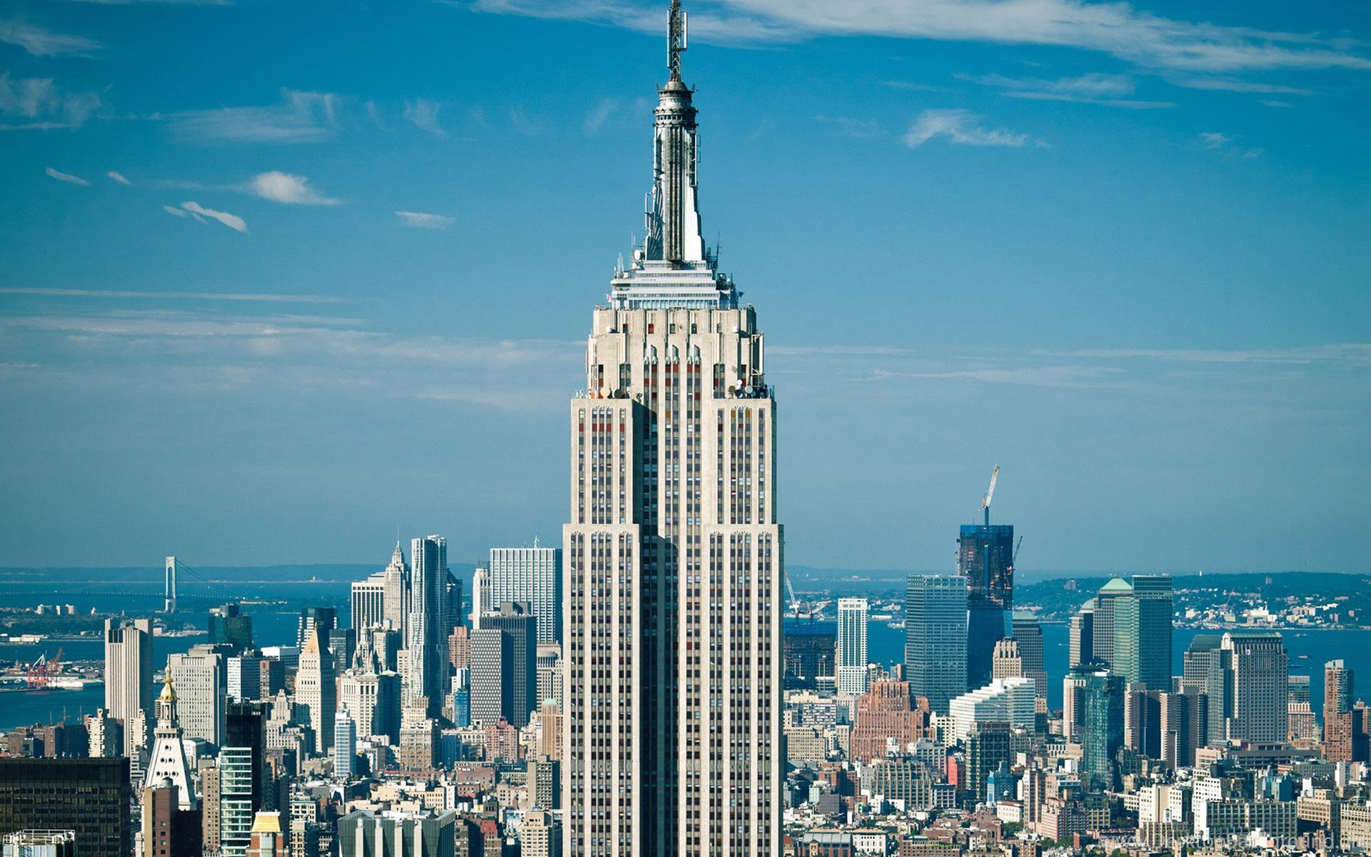 Высокое здание на английском языке. Эмпайр-Стейт-Билдинг. Нью Йорк Empire State building. Здание Эмпайр Стейт Билдинг. США, Нью-Йорк, Эмпайр-Стейт-Билдинг.