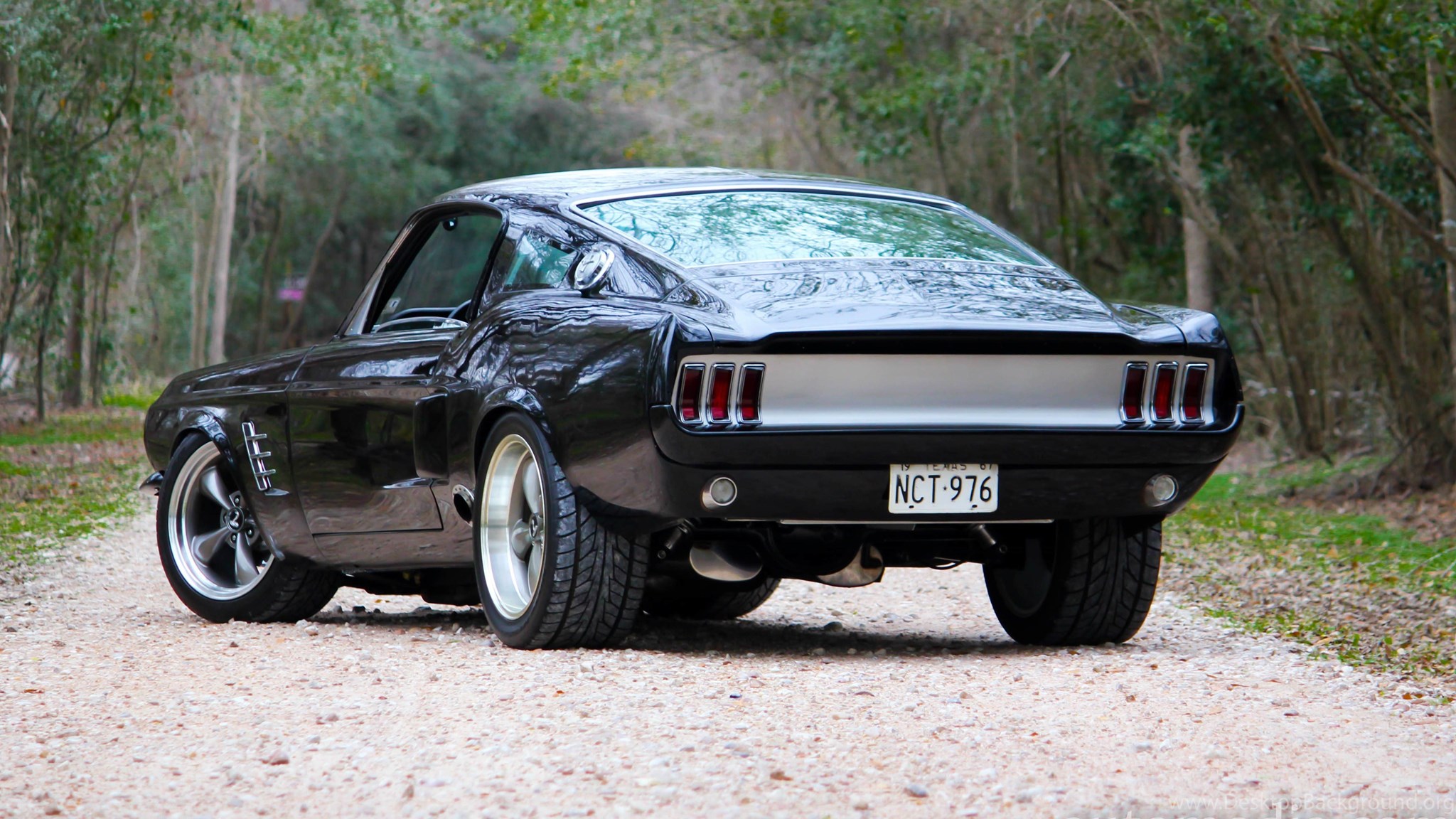 Ford Mustang Fastback 4k