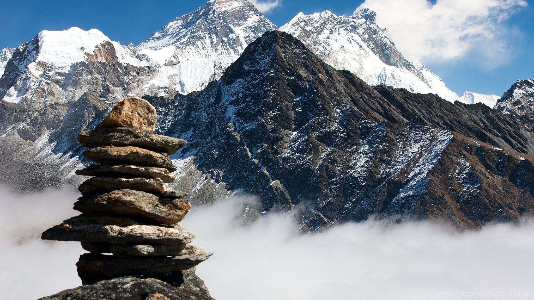 Вершина творения. Гималаи Эверест Джомолунгма. Тибет Эверест Гималаи. Непал Горная вершина Джомолунгма (Эверест). Непал Гималаи.
