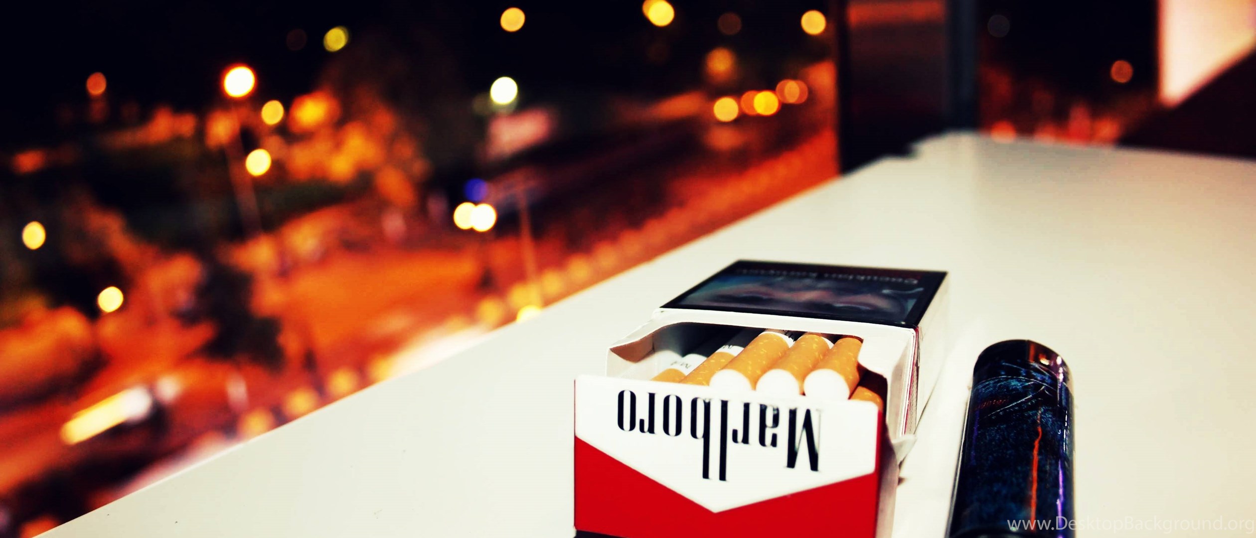 Наклейки Marlboro