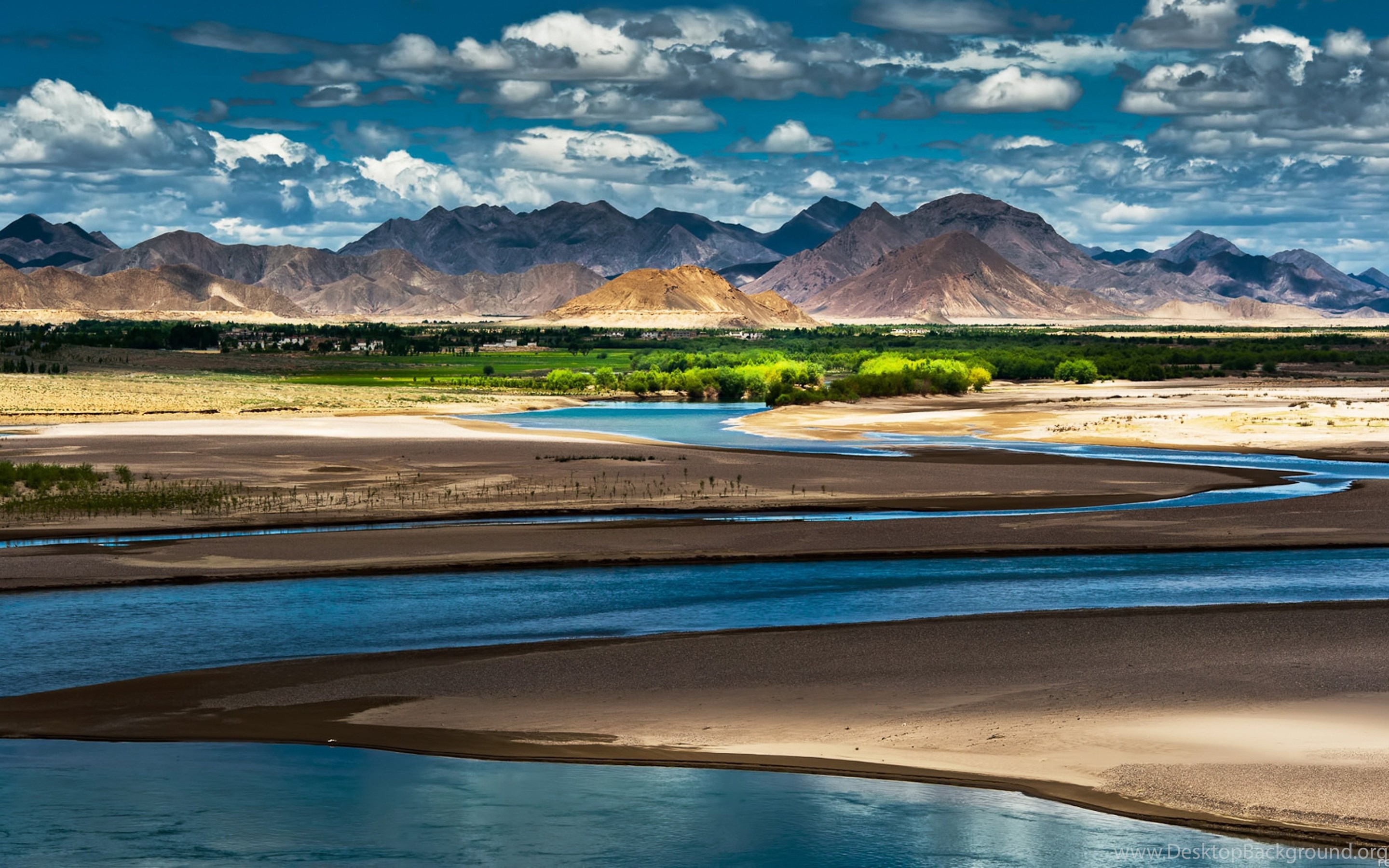 Река оазис. Тибетское Нагорье реки. Тибетское Нагорье Китай. Тибет горы. Китай горы Лхаса.