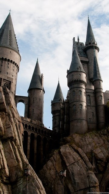 2 Hogwarts Castle HD Wallpapers Desktop Background