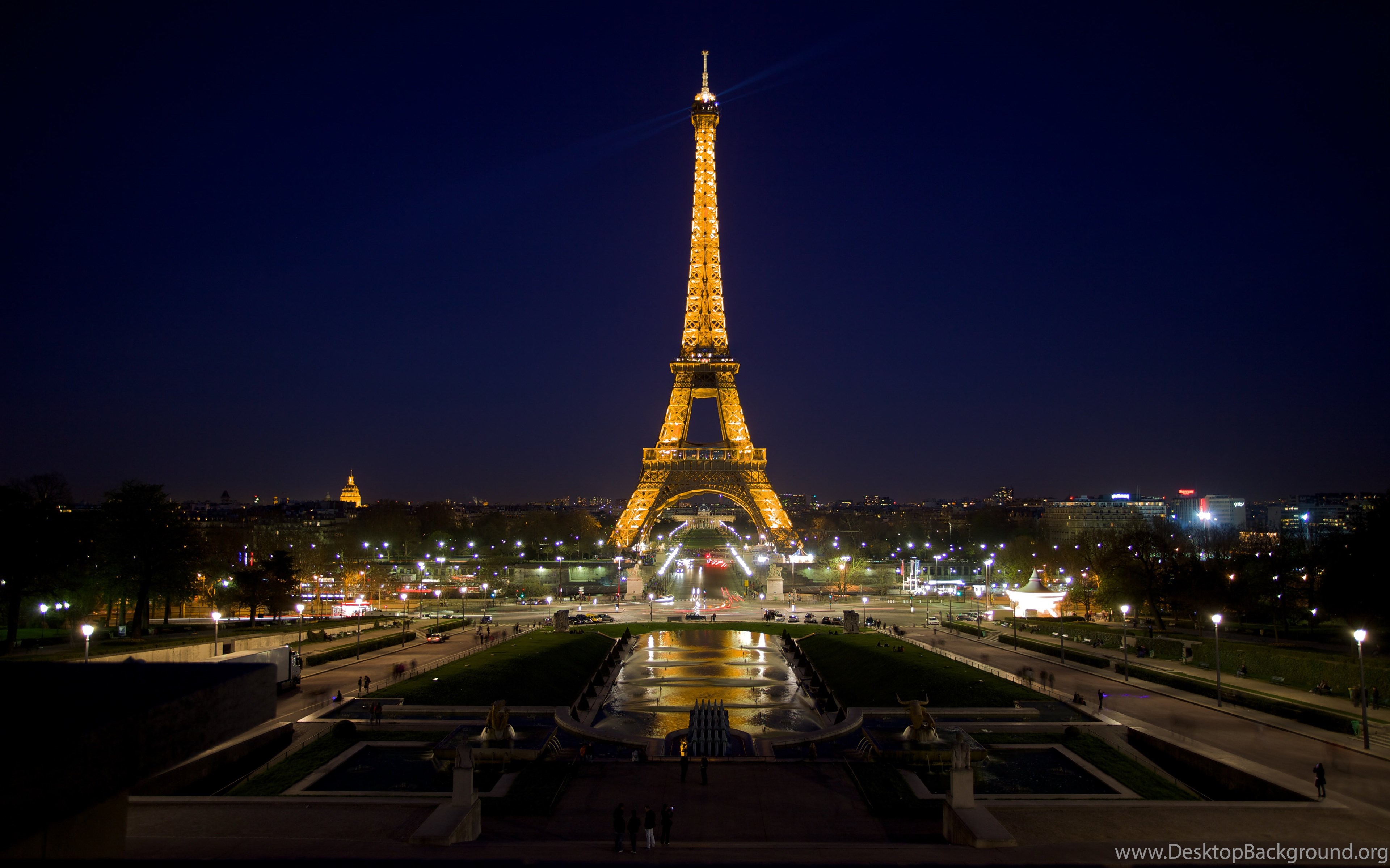 Eiffel Tower Wallpapers At Night Desktop Background3840 x 2400