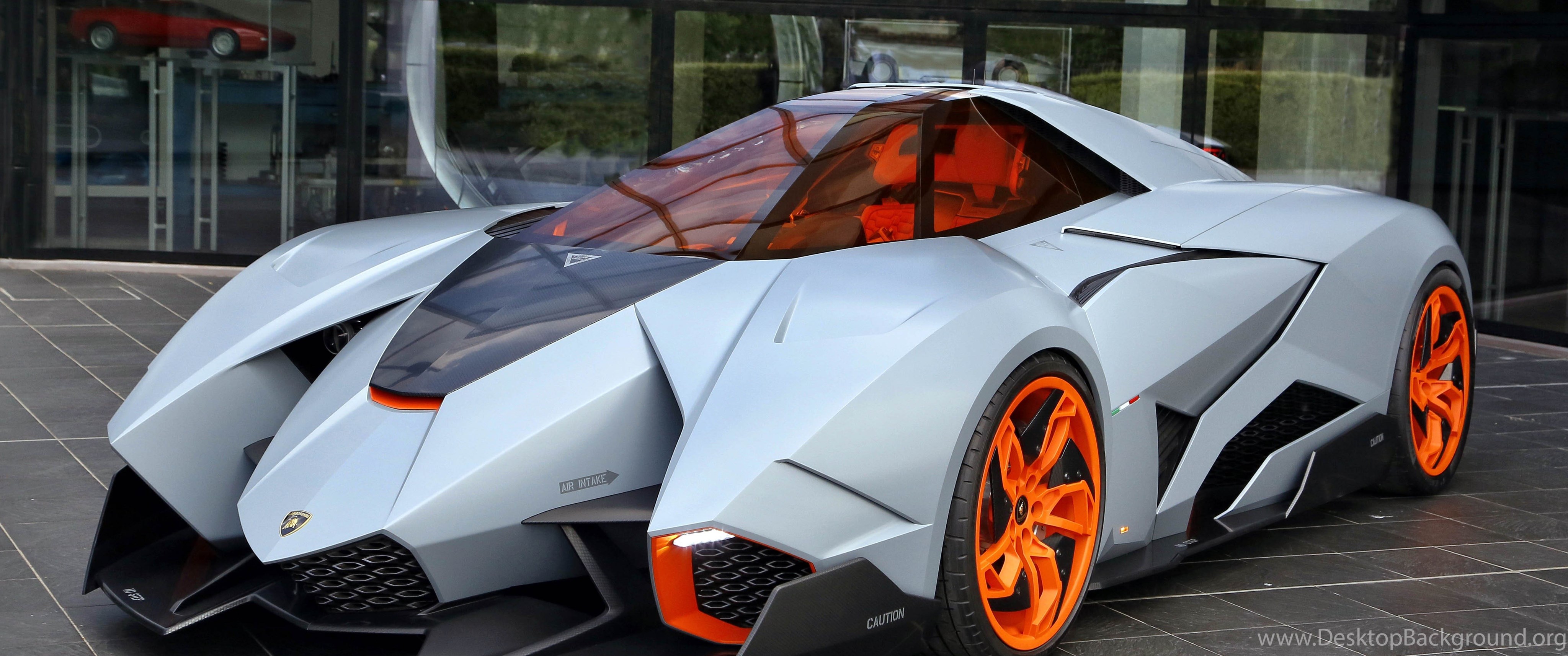 Спиди гонщик на Lamborghini Egoista