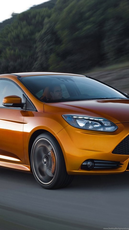 Ford Focus 2 розовый