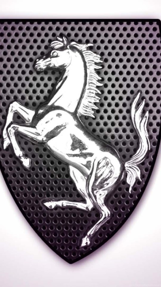 Машина с лошадью на эмблеме. Ferrari значок. Эмблема лошади на автомобиле. Логотип с лошадью автомобиль. Машина с логотипом лошади.
