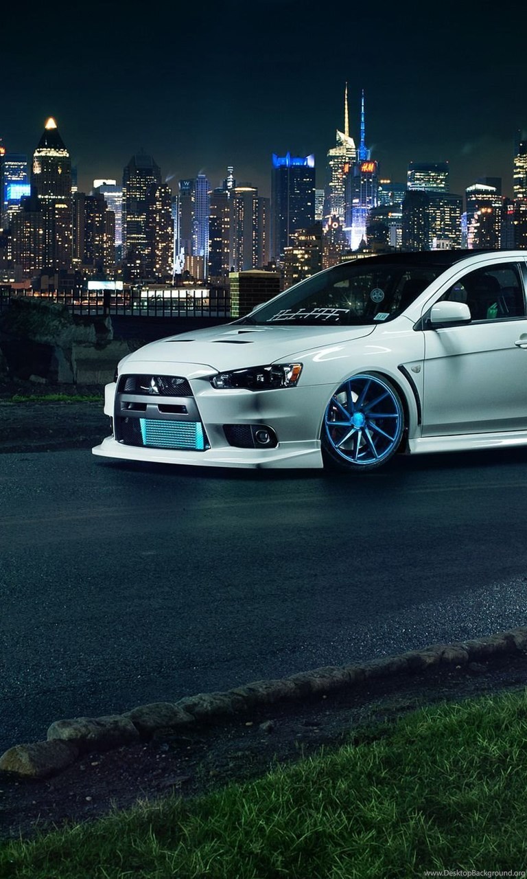 Lancer Evolution 10 сверху