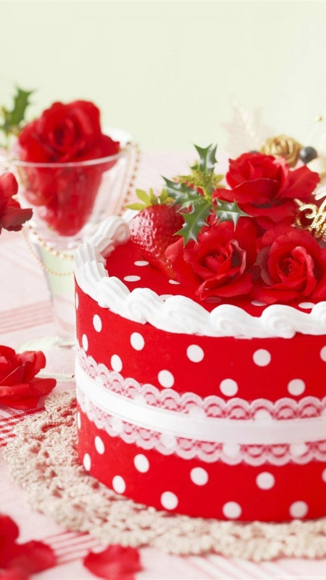 Открытка торт с днем рождения женщине. Красивые тортики на день рождения. Красивые торты праздничные. Торт с днем рождения!. Открытка с днём рождения торт.