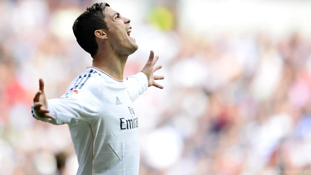 Cristiano Ronaldo Wallpapers HD Download