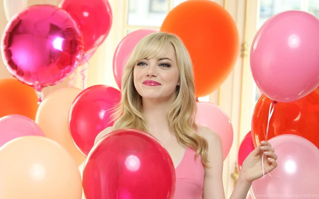 Emma Stone Wallpapers