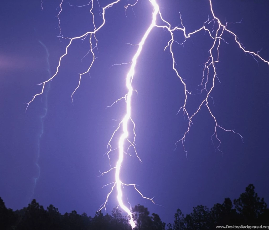 Download Massive Lightning Wallpapers For Samsung Galaxy Tab