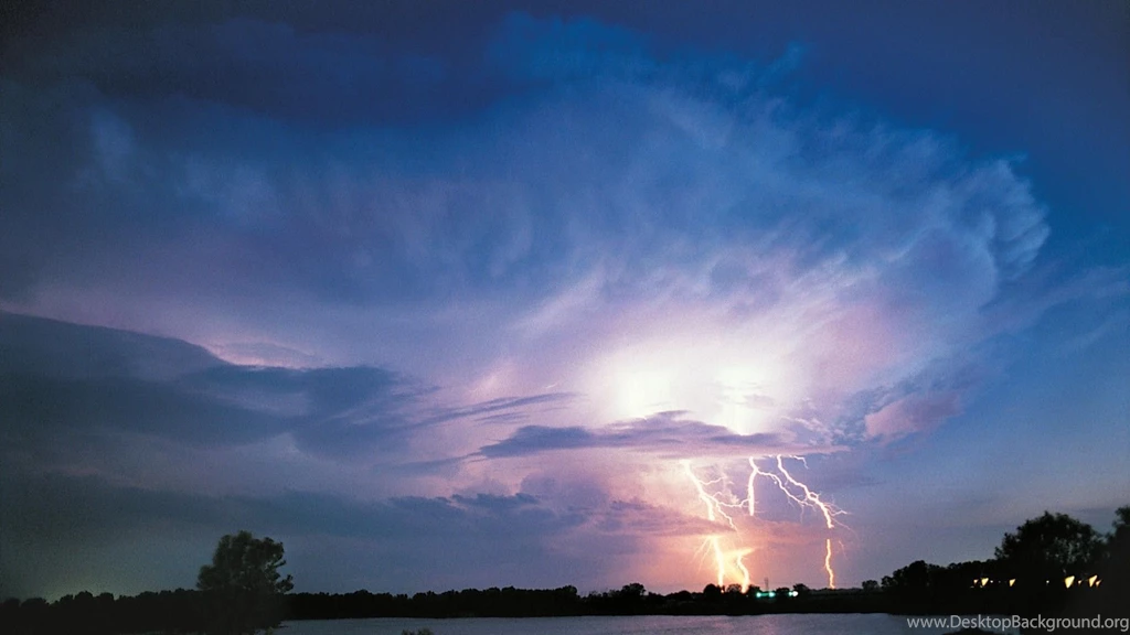 30+ Wonderful Lightning Wallpapers HD Free Download