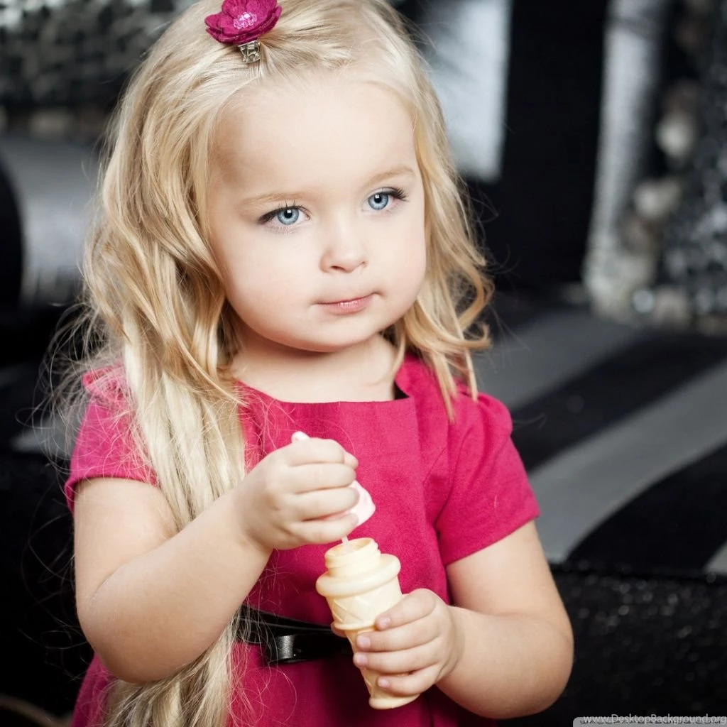Little Girl HD Desktop Wallpapers : Widescreen : High Definition ...