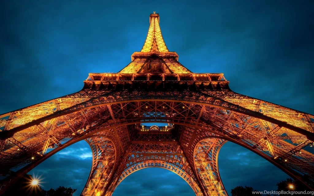La Tour Eiffel Wallpapers