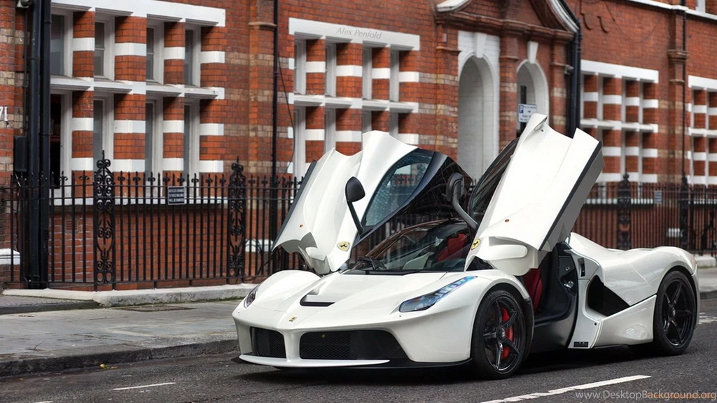 2015 White Ferrari LaFerrari Wallpapers