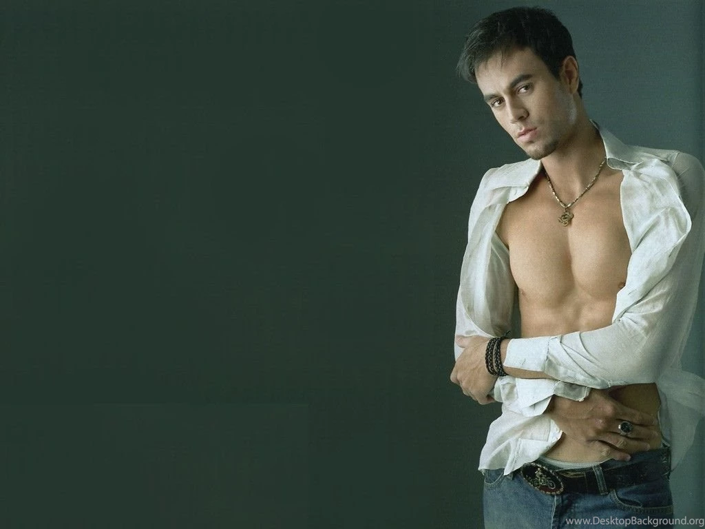 Desktop Wallpapers · Celebrities · Men · Enrique Iglesias