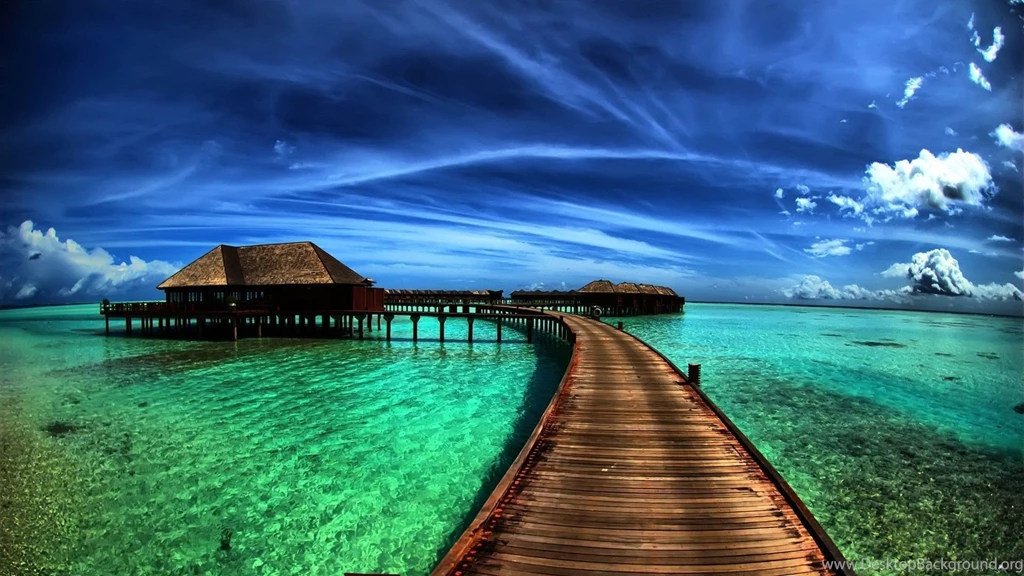 Floating Islands In The Maldives!