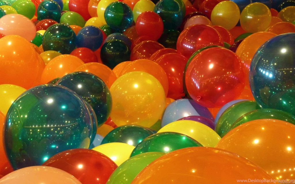 MLeWallpapers.com Balloons