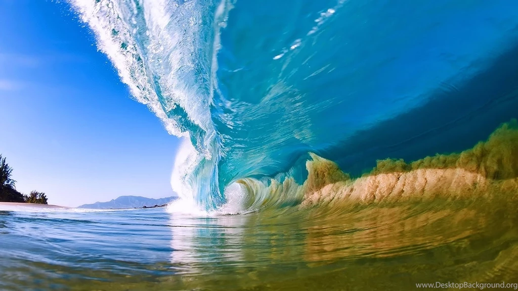 Summer Ocean Wave Wallpaper.jpg