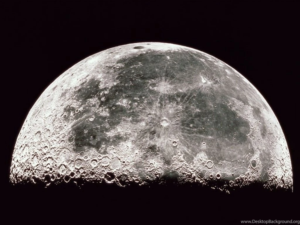 Moon Supers Wallpaper HD.jpg