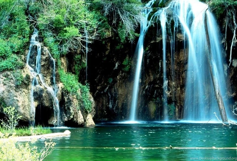 Magnificent Natural View From Waterfall Backgrounds Pictures ...