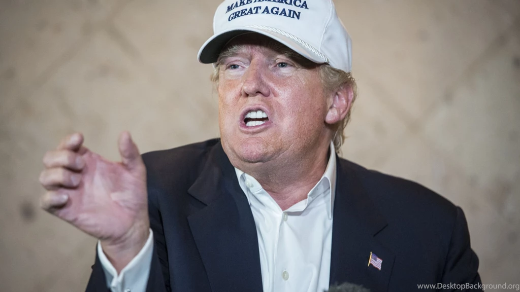 Presidential Candidate Donald Trump Tours U.S. Border In Texas ...