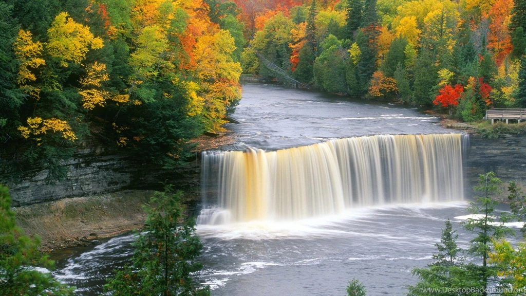 30 Mountain Waterfall Wallpapers Pictures