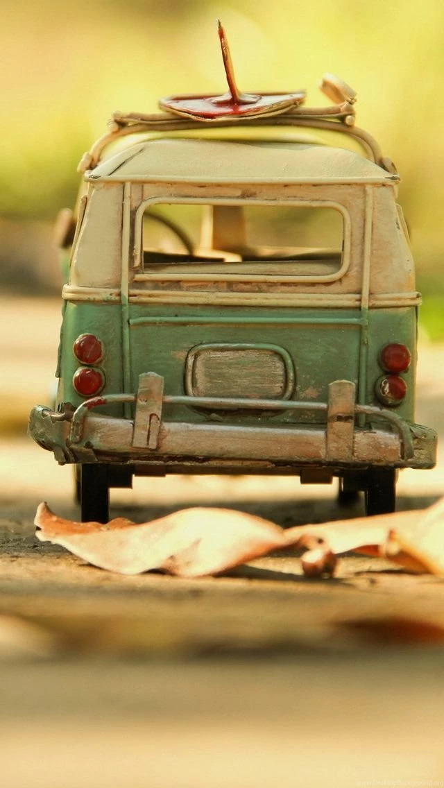 Vintage Volkswagen Toy iPhone 5s Wallpapers Download